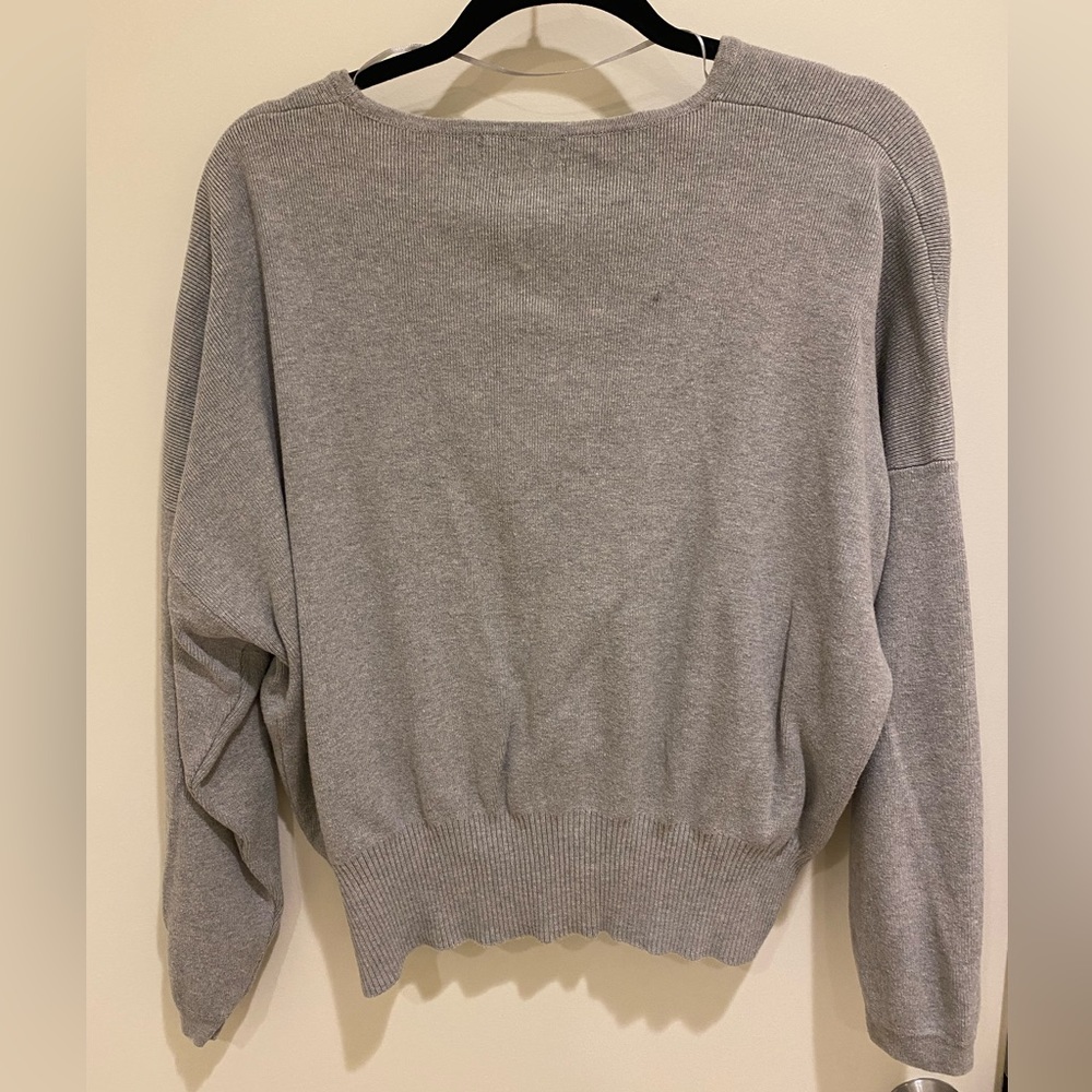Sweater - Picture 10 of 11